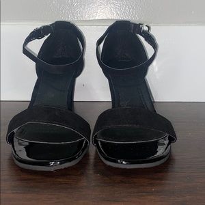 Black brand new high heels